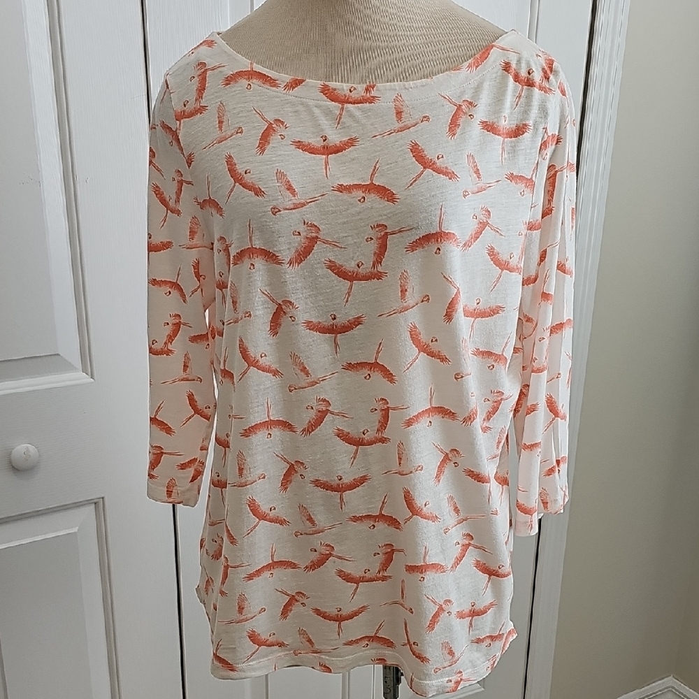LOFT White and Coral Bird Print 3/4 Sleeve Top. Lightweight. Size Large